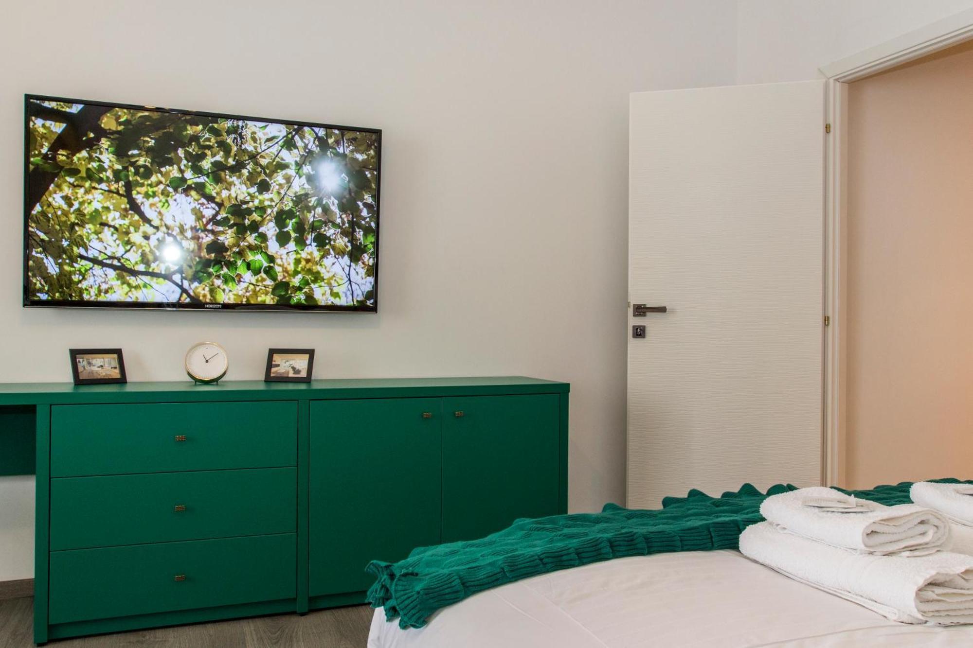Old Town Premium Apartment By Mrg Bucarest Extérieur photo