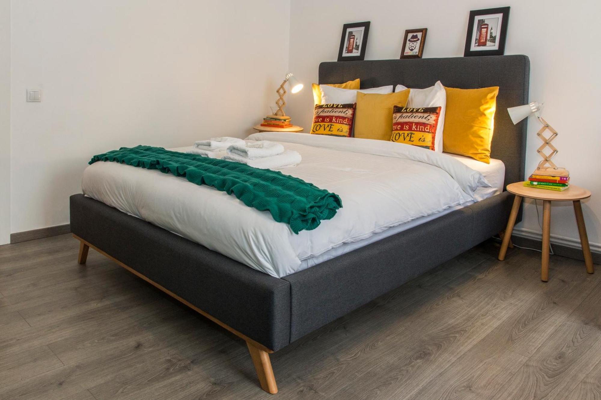 Old Town Premium Apartment By Mrg Bucarest Extérieur photo
