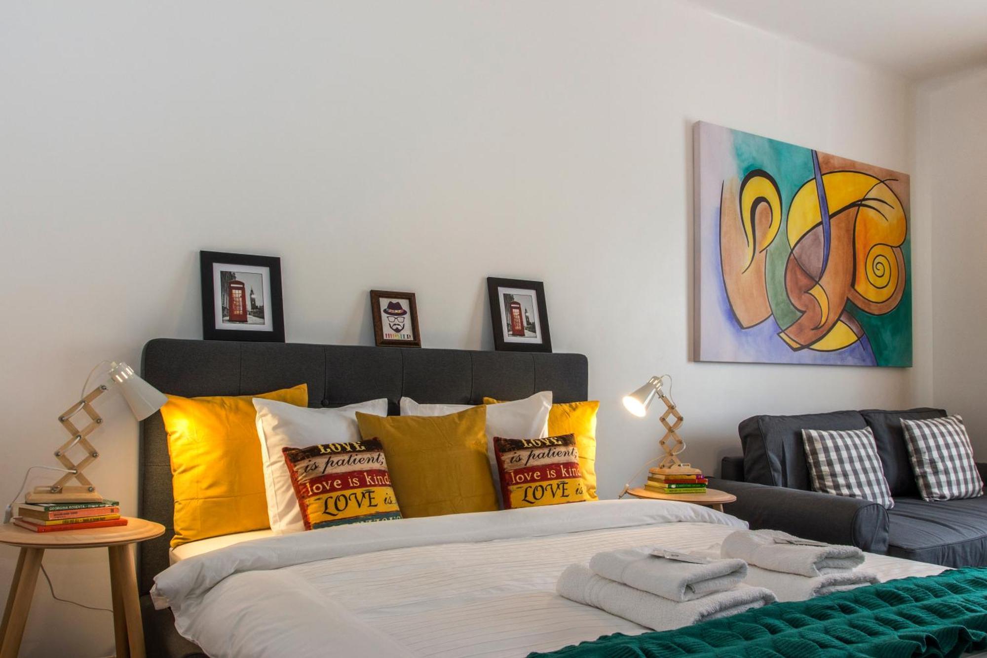 Old Town Premium Apartment By Mrg Bucarest Extérieur photo